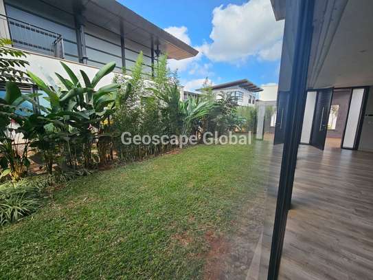 4 Bed Townhouse with En Suite in Runda image 17