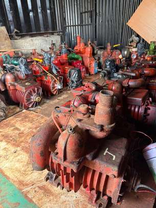 Used suction pumps, vacuum pumps /aspirators for sale image 1