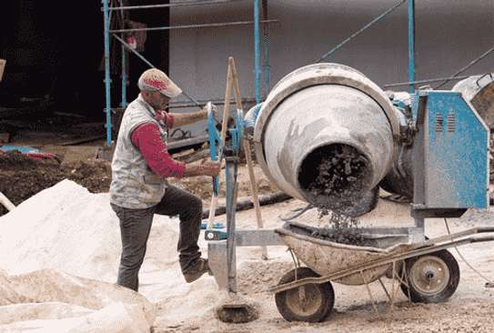 CONCRETE MIXERS, VIBRATOR,HOIST&CRANE FOR HIRE image 2