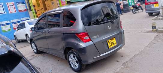 Honda Freed image 11