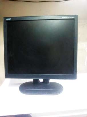 17 inch monitor square(acer,ibm and nec). image 5
