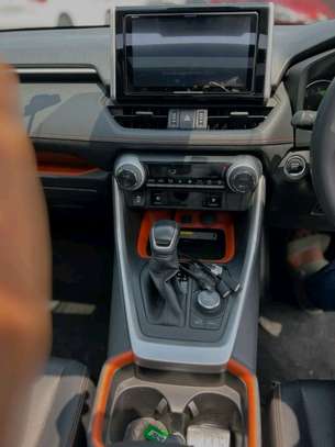Toyota Rav4 adventure 2020 image 8