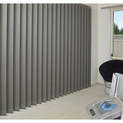 GOOD QUALITY MODERN OFFICE BLINDS image 2