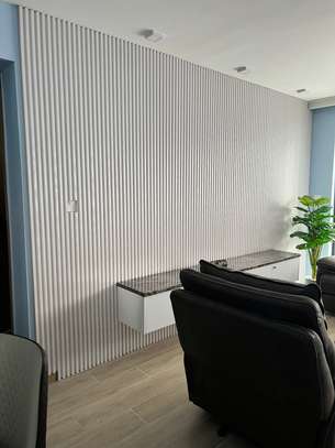 White fluted wall panels image 1