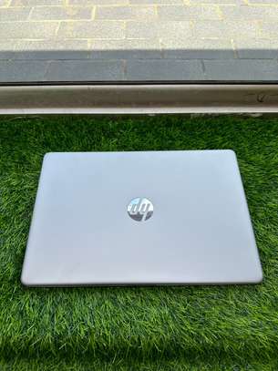 HP Laptop 15s AMD Ryzen 5 image 4