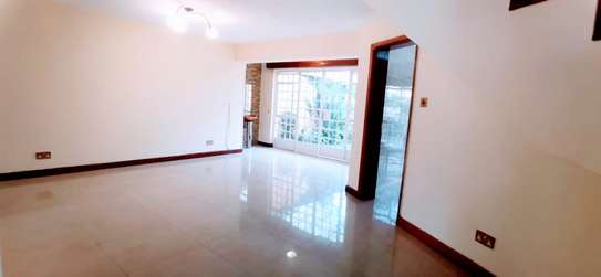 Lovely and luxurious 4 Bedrooms Townhouse In Brookside image 6