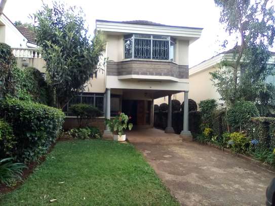 4 Bed Townhouse with En Suite at Brookside image 2