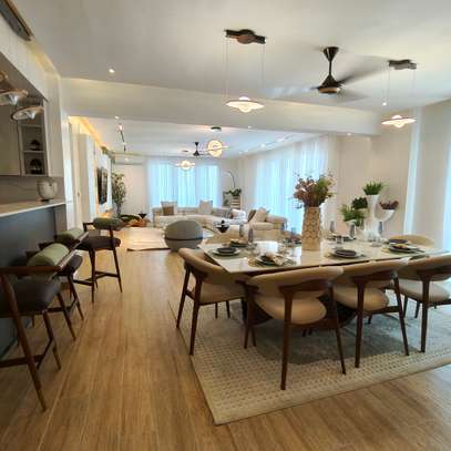 Serviced 3 Bed Apartment with En Suite at 2 Avanue image 17