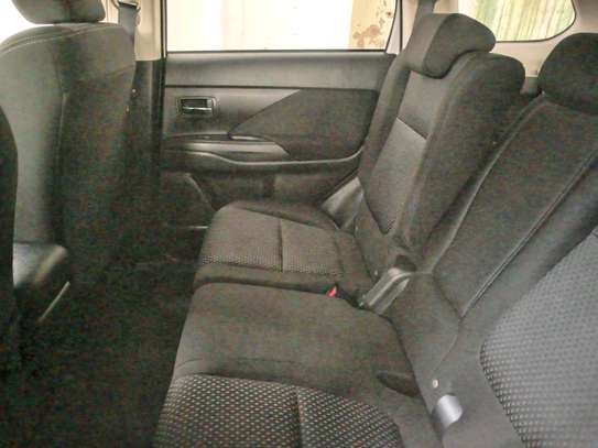 Mitsubishi outlander 2016 image 4