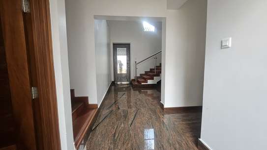 5 Bed House with En Suite in Loresho image 9