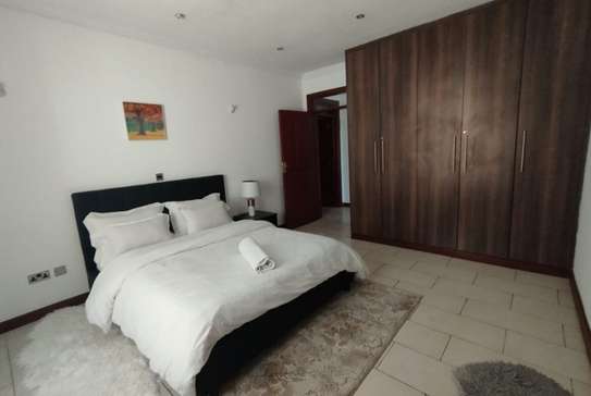 Furnished 2 Bed Apartment with En Suite at Wes image 1