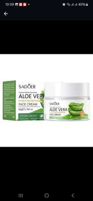 7 pcs Sadoer Aloe Cera skin care combo image 5