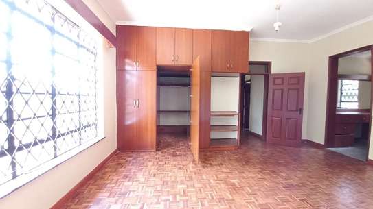 5 bedroom townhouse for rent in Nyari image 15