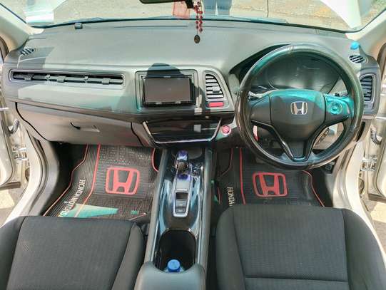 HONDA VEZEL HYBRID 2016 MODEL.. image 14