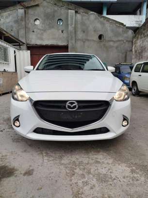 Mazda Demio petrol White 2018 image 3