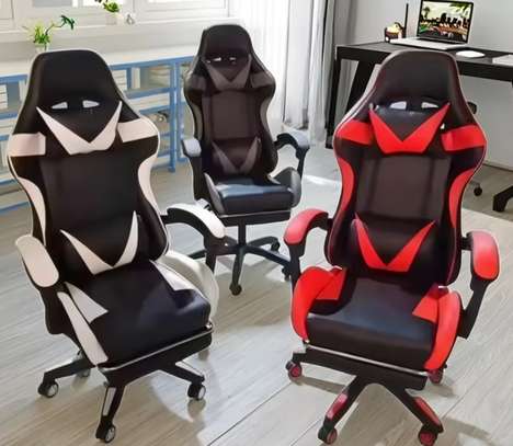 Office Chair: Lightweight Leather Game Chair image 2