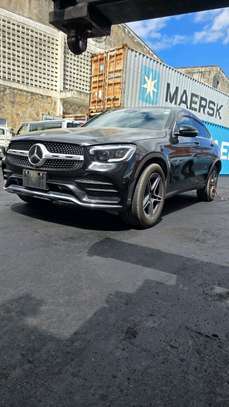 Mercedes Benz GLC220d image 6