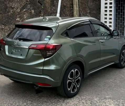 HONDA VEZEL HYBRID PREMIUM GRADE 2019 image 7