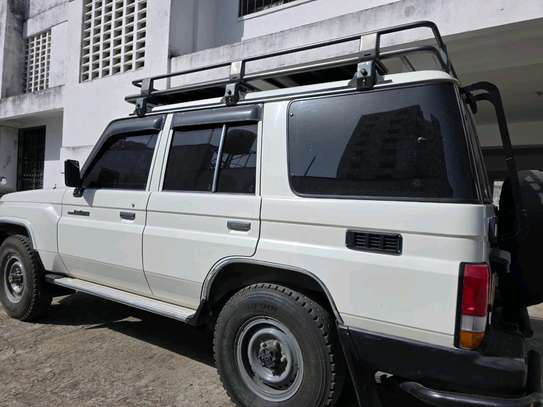 Landcruiser hardtop 2019 model image 5