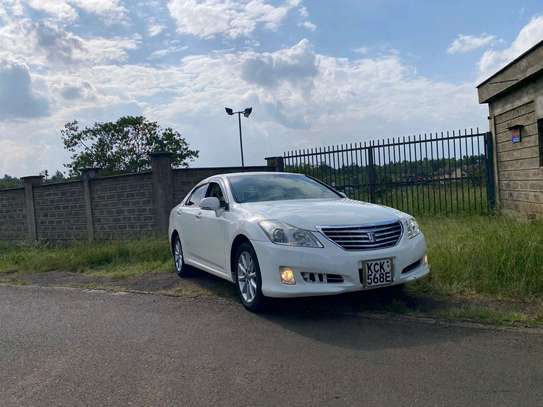 TOYOTA CROWN ROYALSALOON image 3