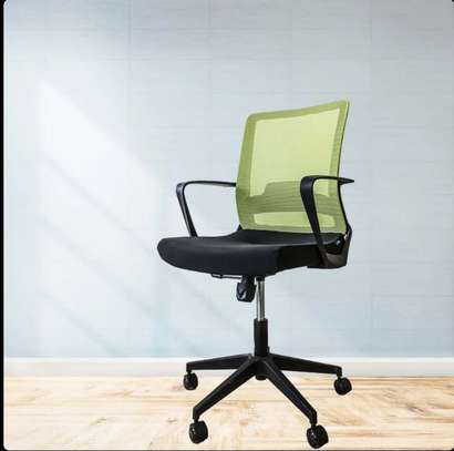 Captain Mesh Office Chair image 2