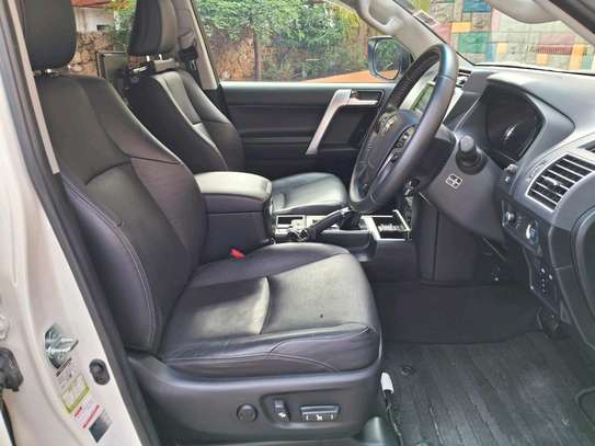 Toyota land Cruiser Prado TX petrol 2018 image 9