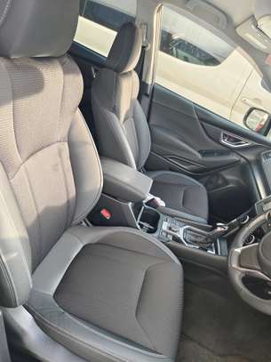 Subaru Forester sk9 2018 white image 6