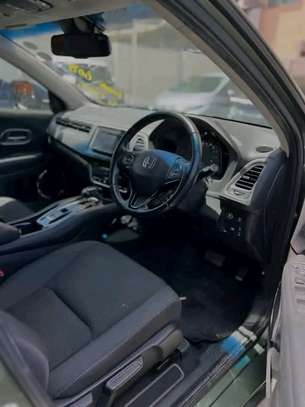 Honda bezel hybrid image 9