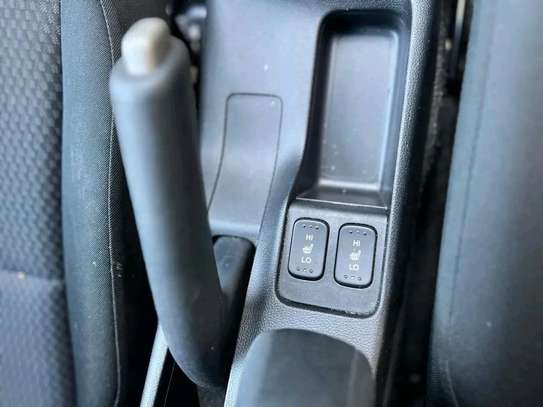 Honda Fit non hybrid image 9