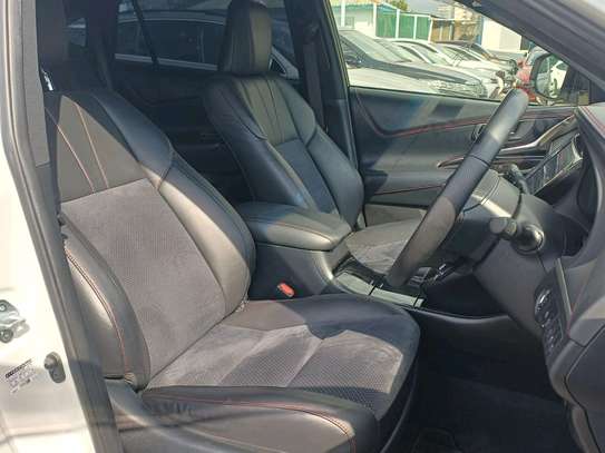 Toyota harrier image 11