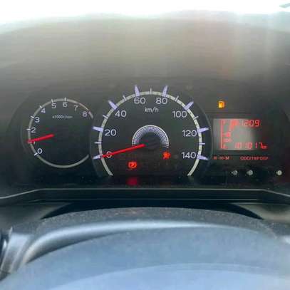 Daihatsu move black image 5