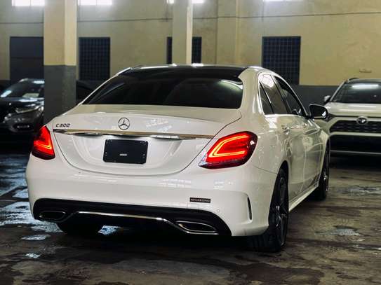 Mercedes C200 4matic,2020 model with sunroof,fully loaded image 11