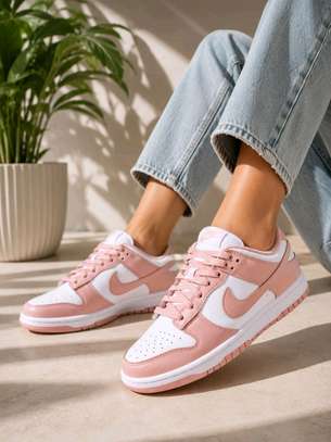 Sport shoes image 10