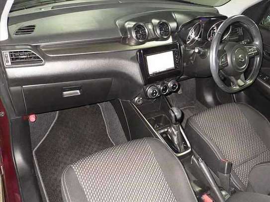 2019 SUZUKI SWIFT XR LIMITED image 4
