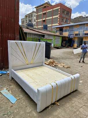 MODERN CHESTER BED 30-34K image 11