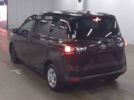 2019 TOYOTA SIENTA FANBASE G image 3