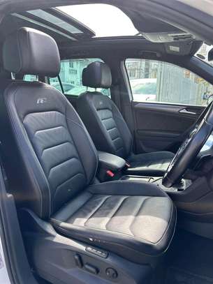 Volkswagen Tiguan R-line 2000cc 2018 image 5