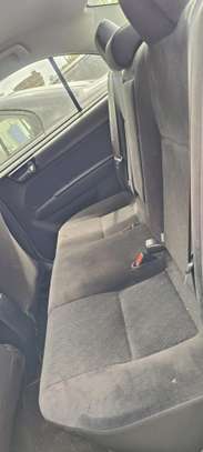 Toyota corolla Axio G White 2018 image 6