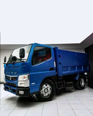 Mitsubishi Fuso canter truck 2019 image 3