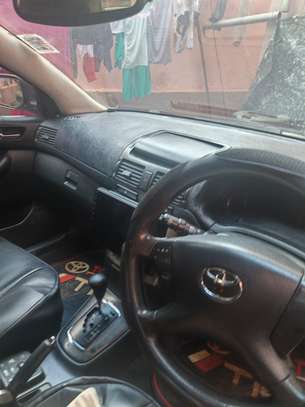 Toyota Avensis image 5