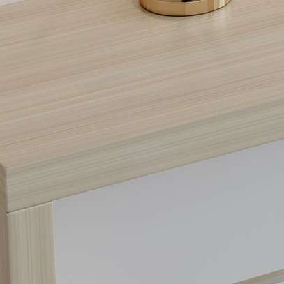 Office Desks: Executive Office Desk With Power Source image 2