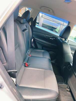 Nissan X-trail Silver 2018 image 6