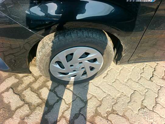 Toyota fielder image 3