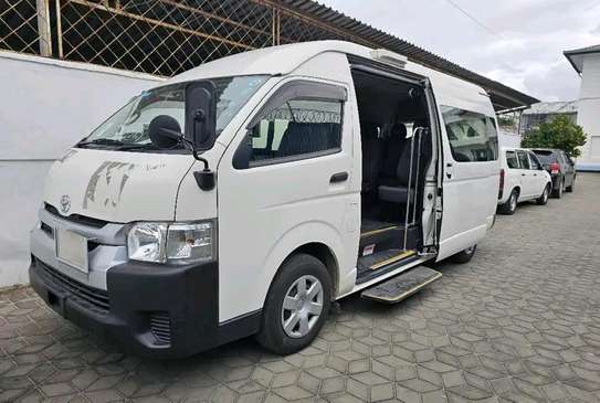 Toyota Hiace 9l diesel engine 2018 image 2