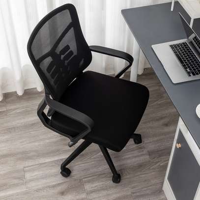 Office Chair : Black Modern Office Chair  In Rodwa image 8