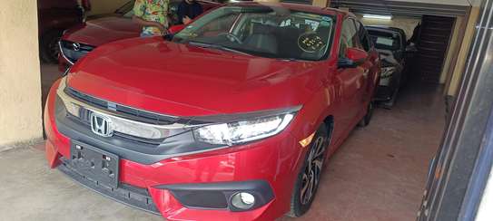 Honda civic Redwine AWD 2019 image 2