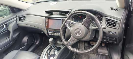 Nissan X-Trail Sunroof Black 2018 4wd image 6