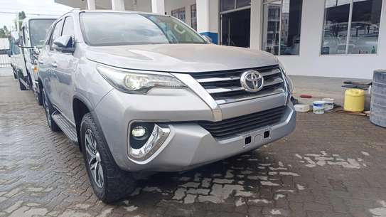 Toyota Fortuner ZV28 GD6 2018 image 12