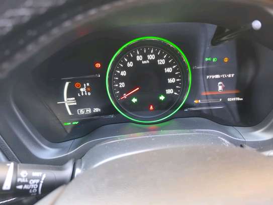 HONDA VEZEL MODULO X 2020MODEL MILEAGE 24K image 8