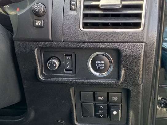 Toyota prado petrol image 11